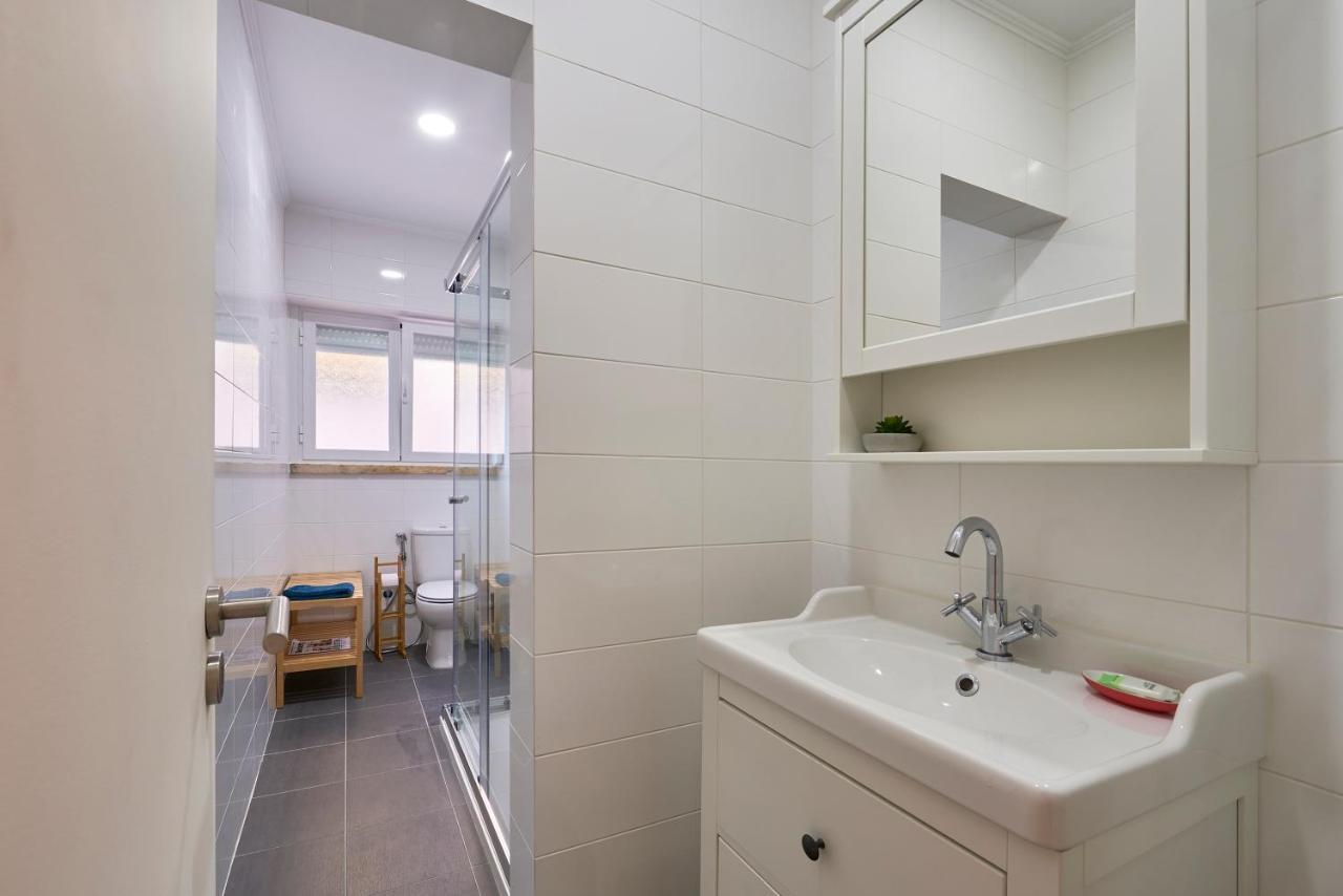 Belem Light Filled With Patio, By Timecooler Apartamento